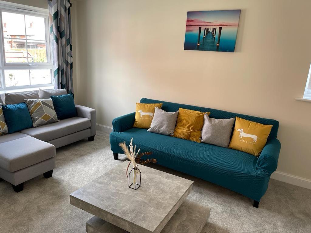 Vila Stunning 3-Bed Risa House In Beeston Nottingham Exteriér fotografie