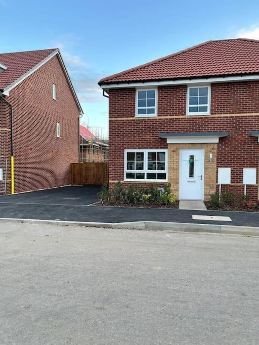 Vila Stunning 3-Bed Risa House In Beeston Nottingham Exteriér fotografie